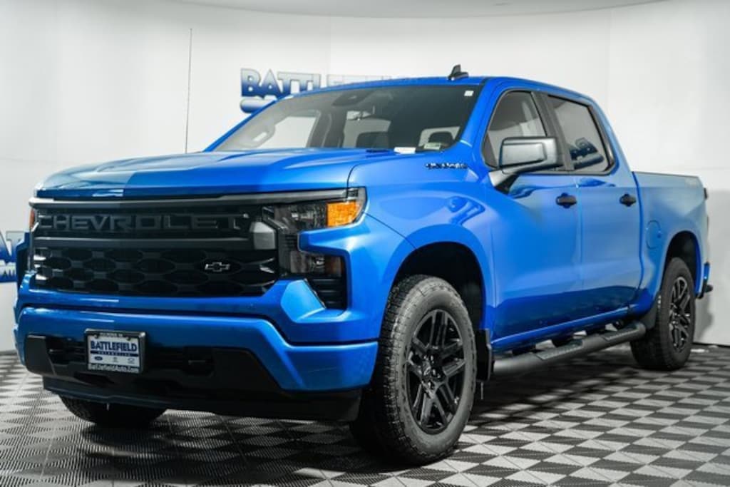 New 2026 Chevrolet Silverado 1500 Custom Truck