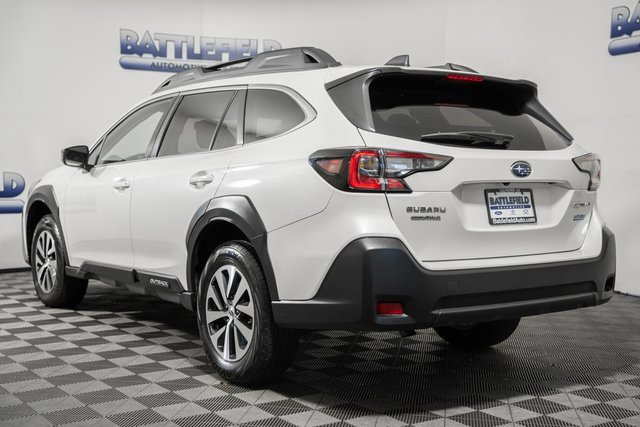 2023 Subaru Outback Premium photo 4