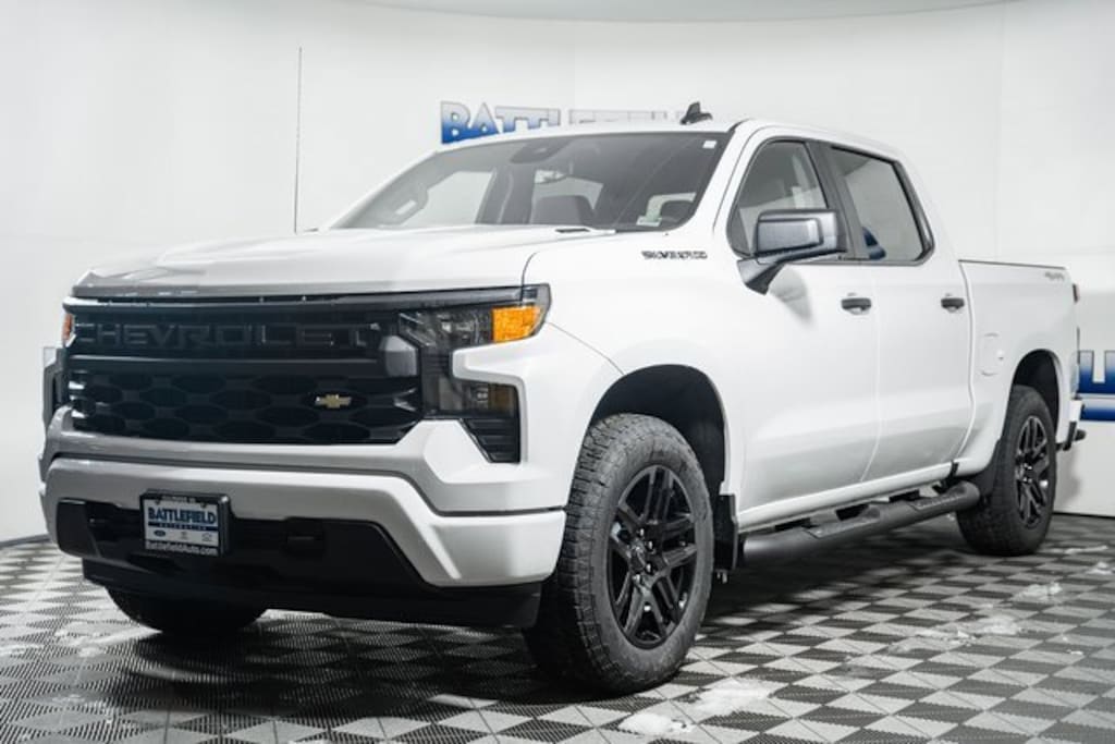 New 2026 Chevrolet Silverado 1500 Custom Truck