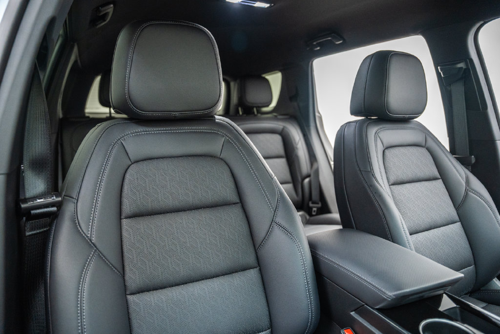 2027 Chevrolet Equinox LT - Photo 39