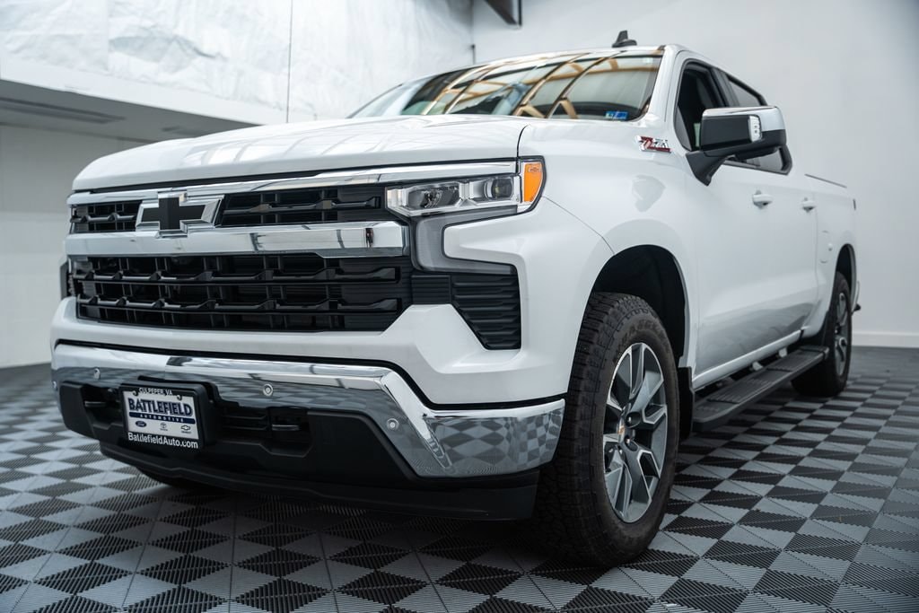 New 2026 Chevrolet Silverado 1500 LT Truck
