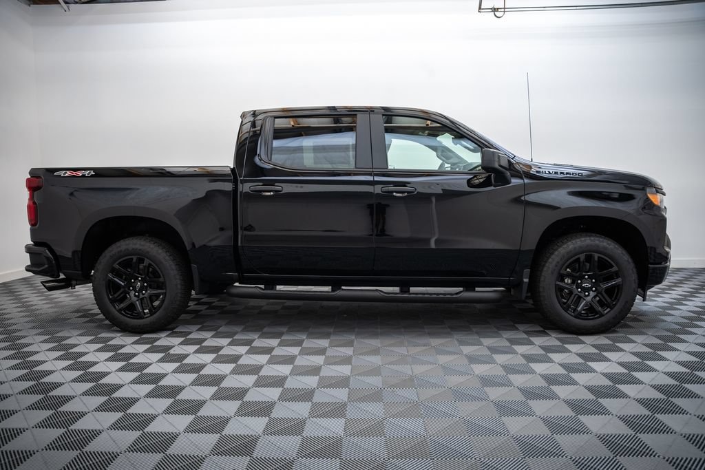New 2026 Chevrolet Silverado 1500 Custom Truck