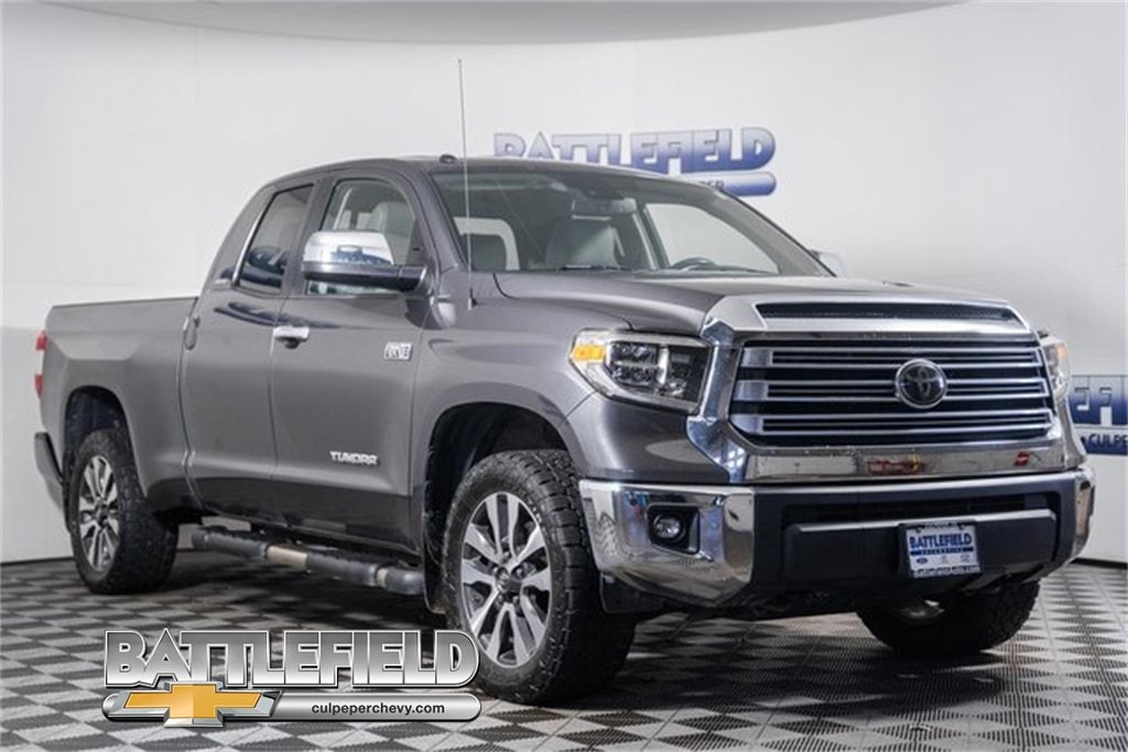 2018 Toyota Tundra Limited's photo
