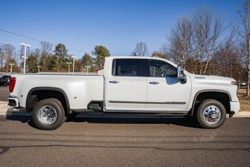 New 2026 Chevrolet Silverado 3500 HD High Country DRW Truck