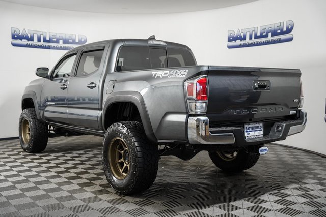 2023 Toyota Tacoma TRD Off-Road V6 photo 4