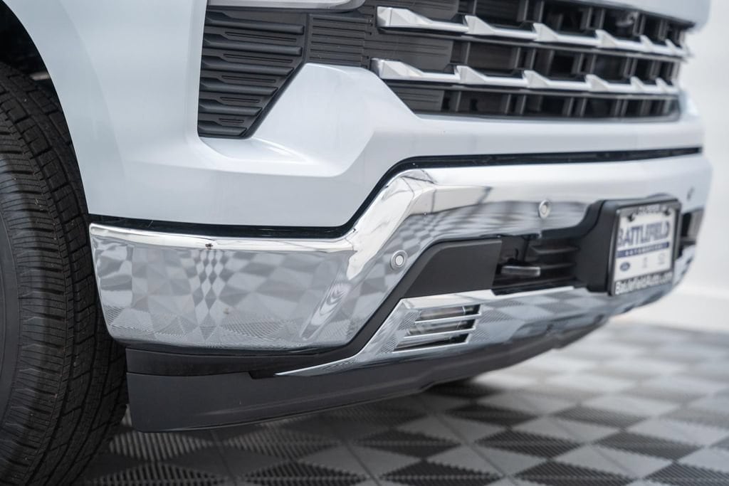 2026 Chevrolet Silverado 1500 LTZ - Photo 14