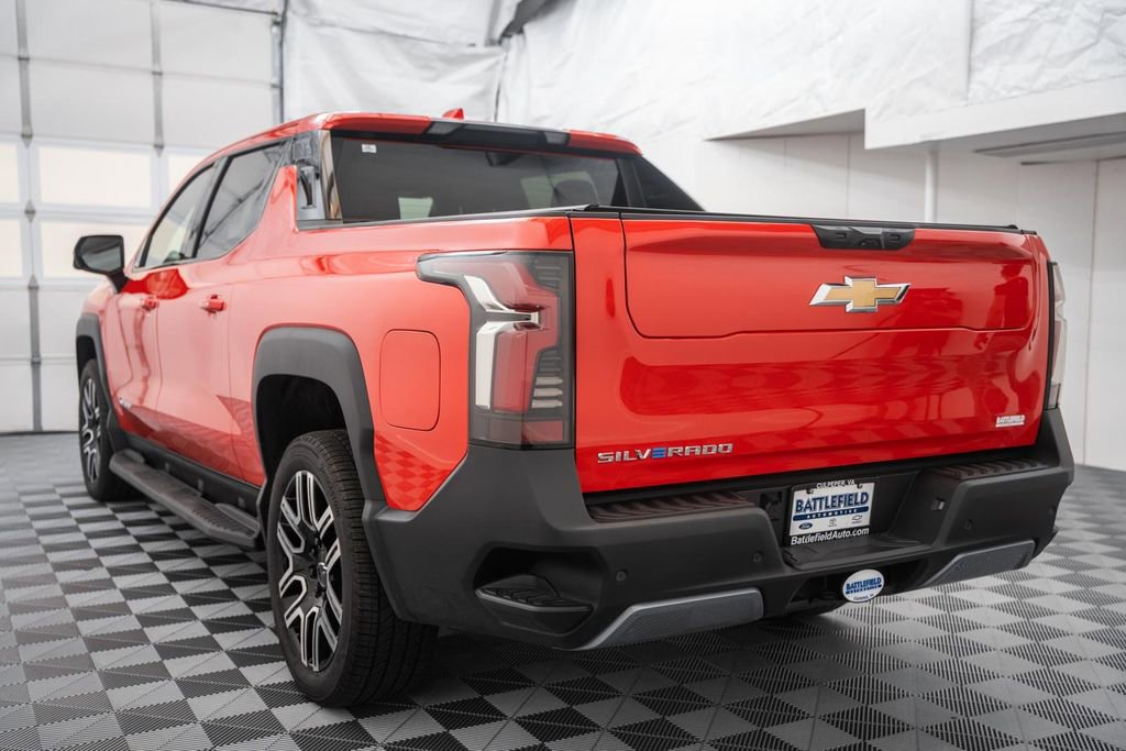 2026 Chevrolet Silverado EV LT - Photo 6