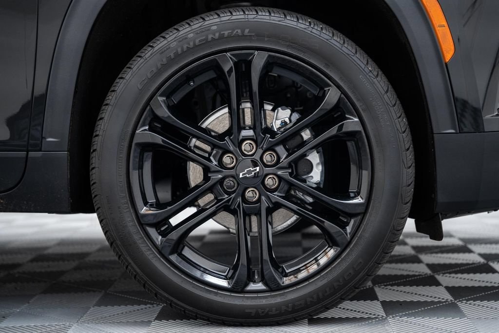 2026 Chevrolet Traverse LT - Photo 18