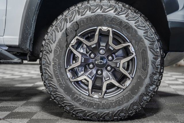 2026 Chevrolet Colorado ZR2 - Photo 19