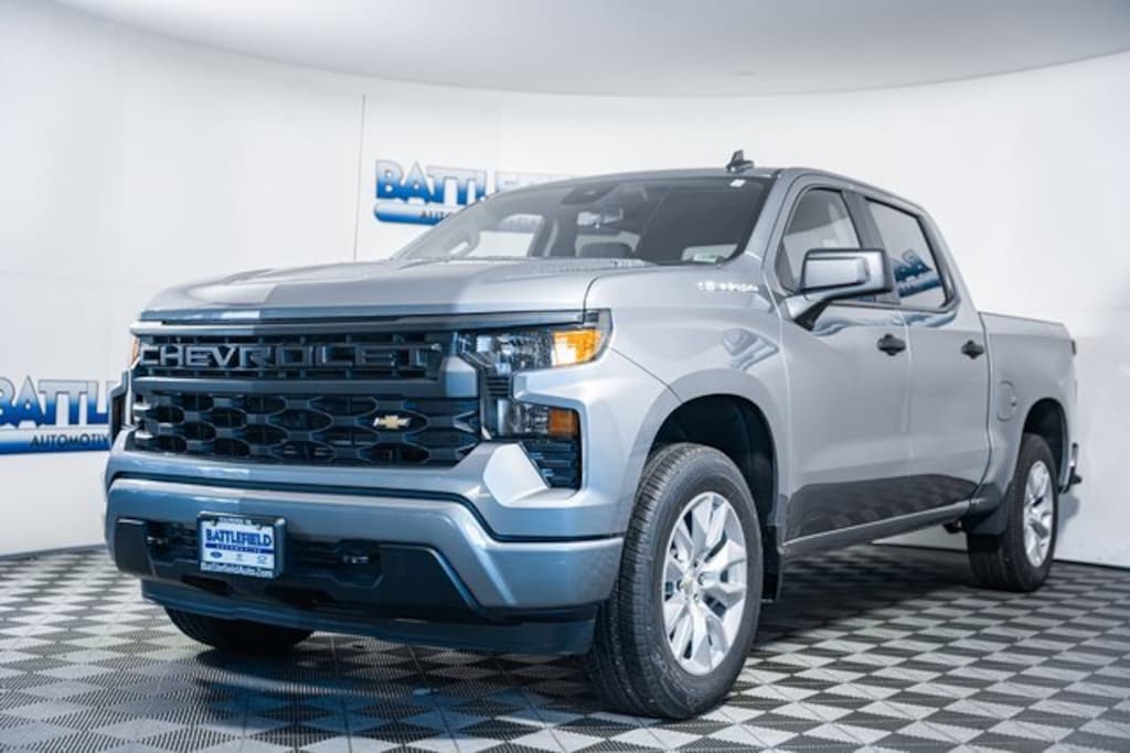 New 2026 Chevrolet Silverado 1500 Custom Truck