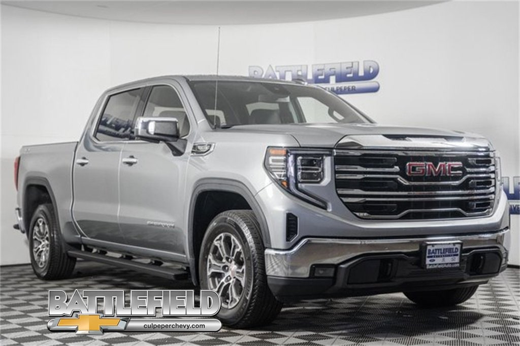 2025 GMC Sierra 1500 SLT's photo
