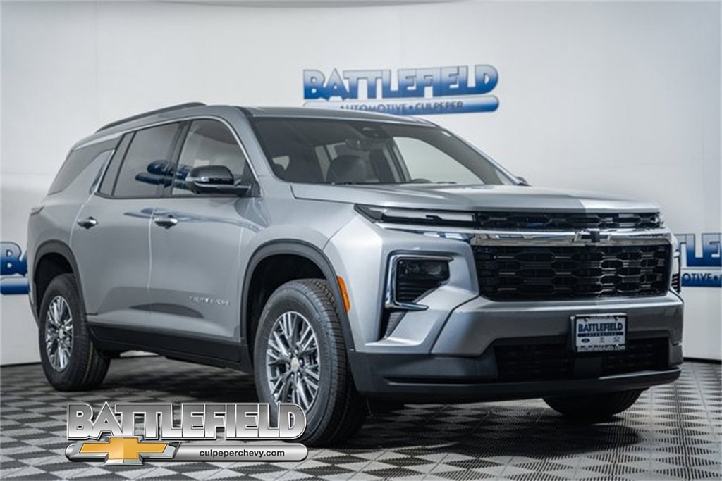 2026 Chevrolet Traverse LT's photo