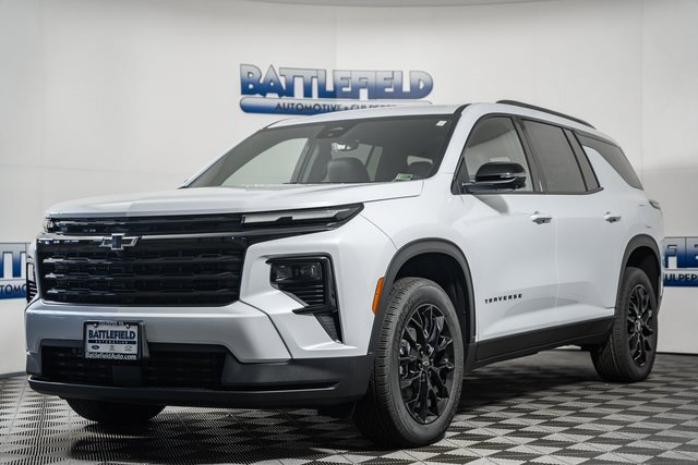 2026 Chevrolet Traverse photo 3
