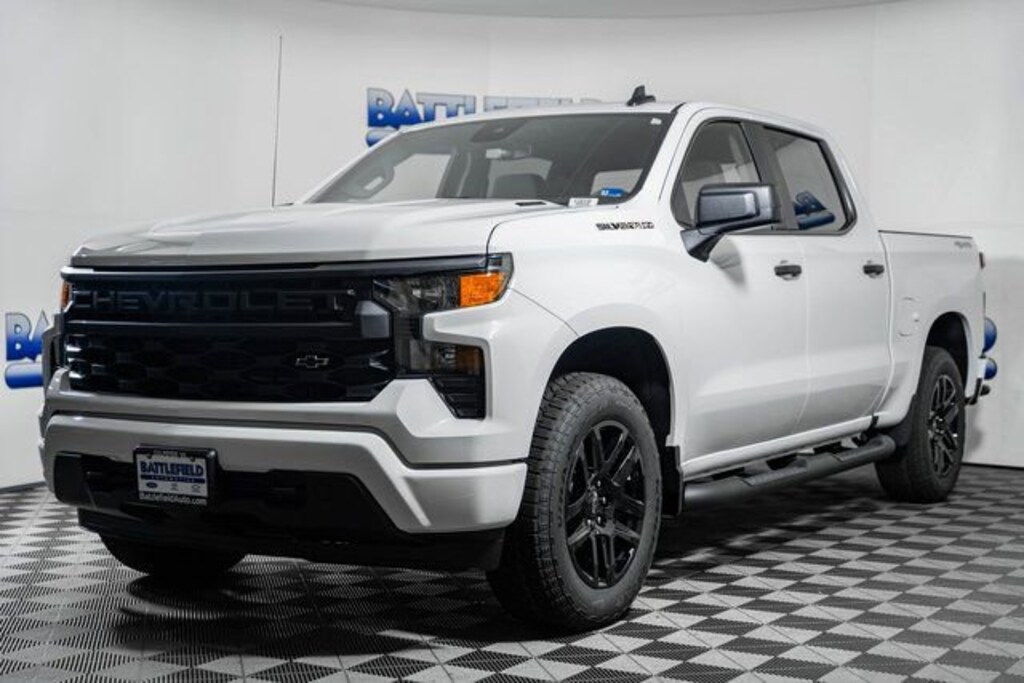 New 2026 Chevrolet Silverado 1500 Custom Truck