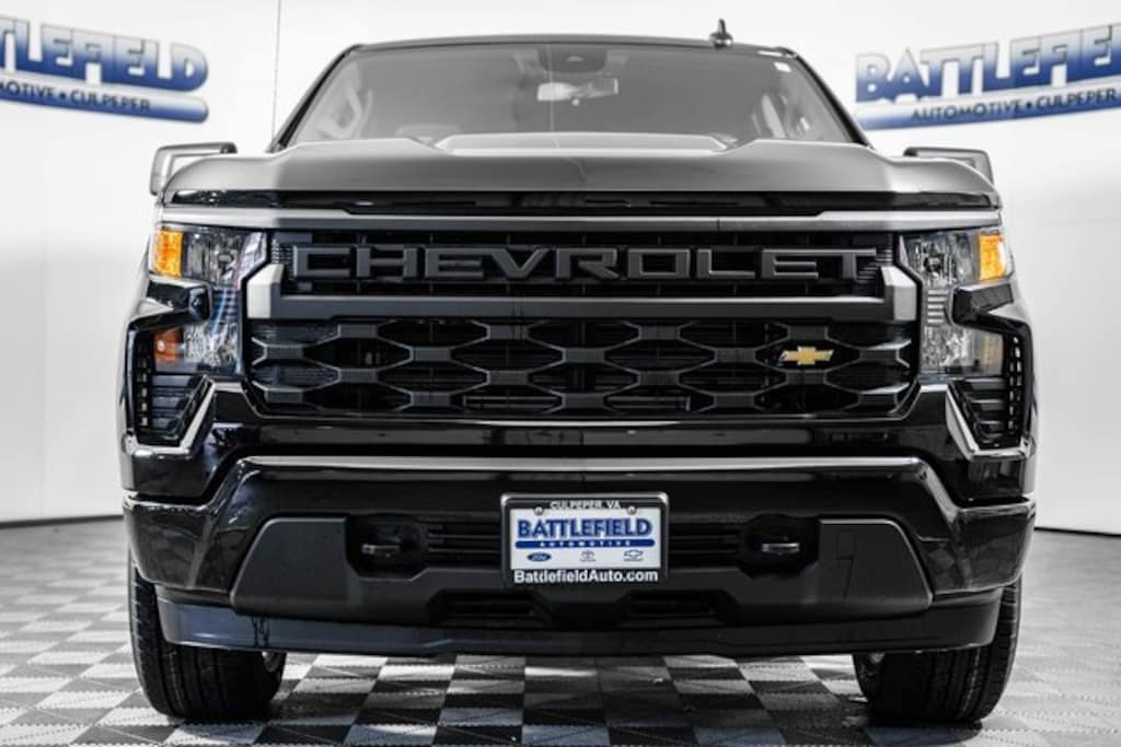 New 2026 Chevrolet Silverado 1500 Custom Truck