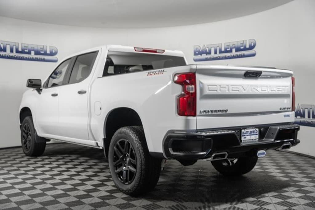 New 2025 Chevrolet Silverado 1500 Custom Trail Boss Truck