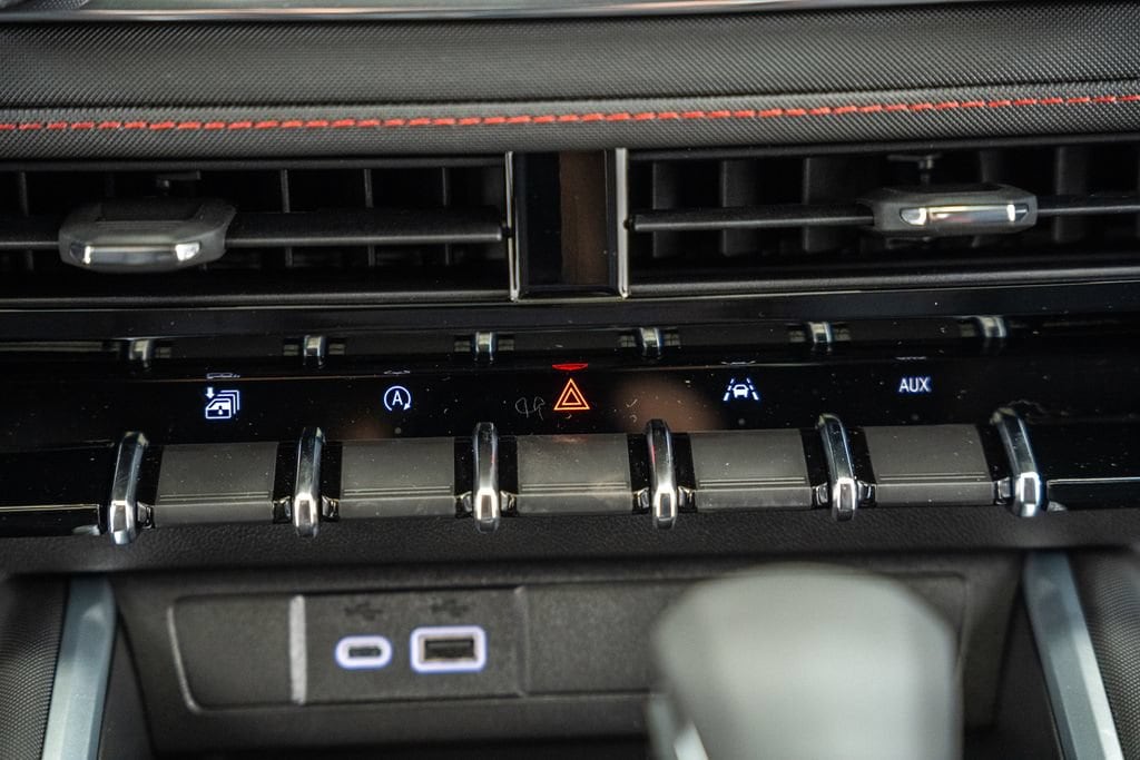 2026 Chevrolet Colorado Z71 - Photo 25
