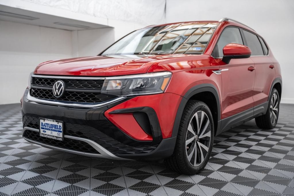 Used 2023 Volkswagen Taos SE SUV