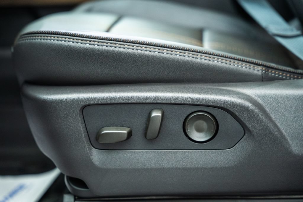 2026 Chevrolet Silverado 1500 High Country - Photo 38