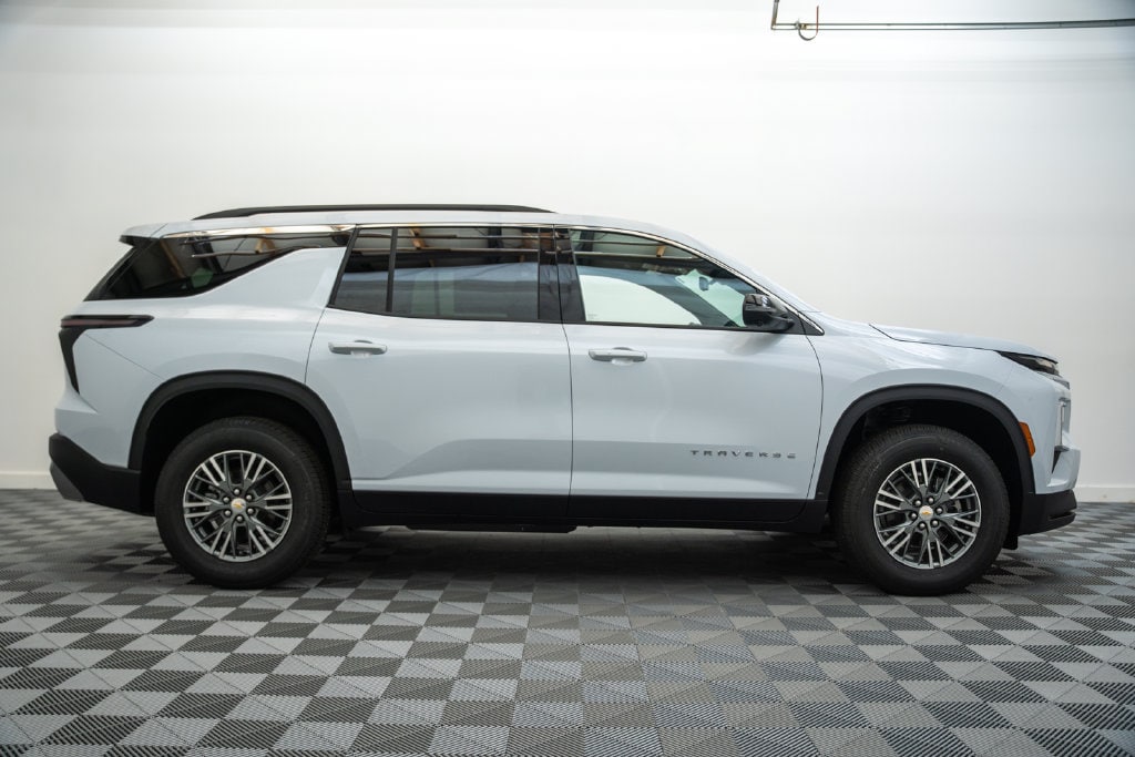 New 2027 Chevrolet Traverse LT SUV