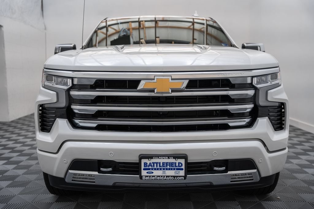 Used 2025 Chevrolet Silverado 1500 High Country Truck Crew Cab