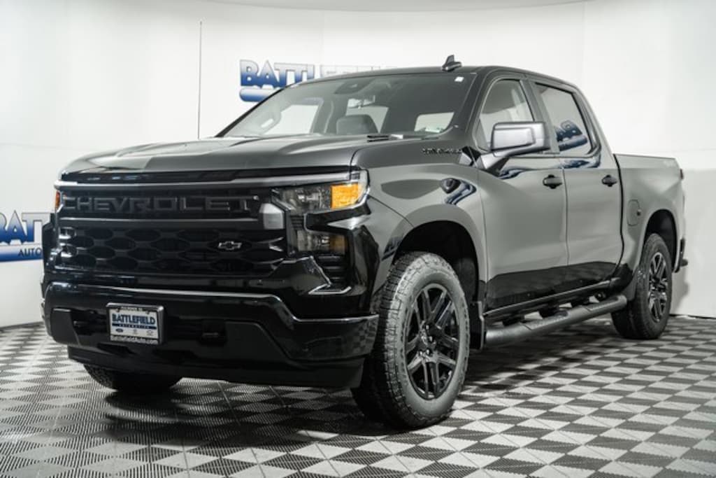 New 2026 Chevrolet Silverado 1500 Custom Truck