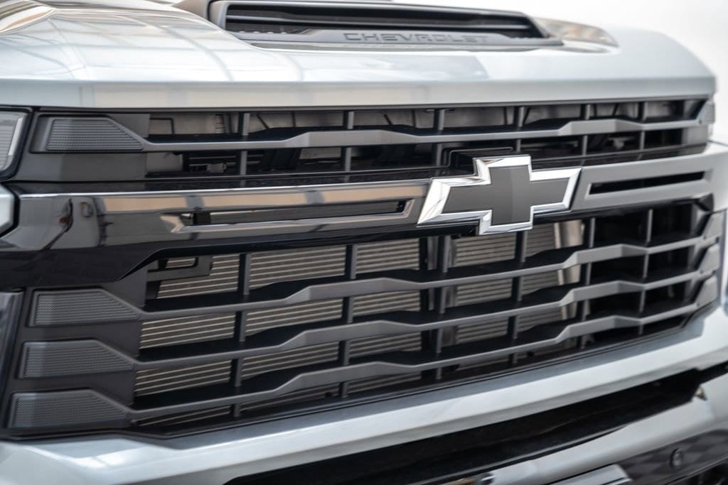2026 Chevrolet Silverado 2500 HD Custom - Photo 11