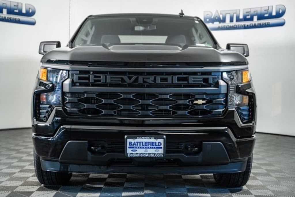 New 2026 Chevrolet Silverado 1500 Custom Truck