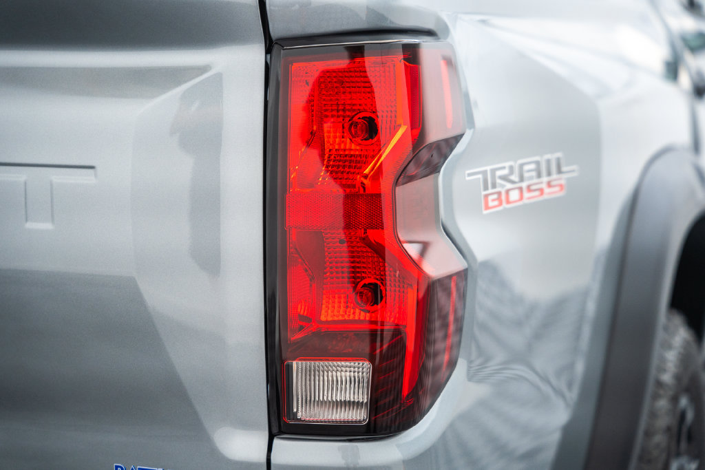 2026 Chevrolet Colorado Trail Boss - Photo 8