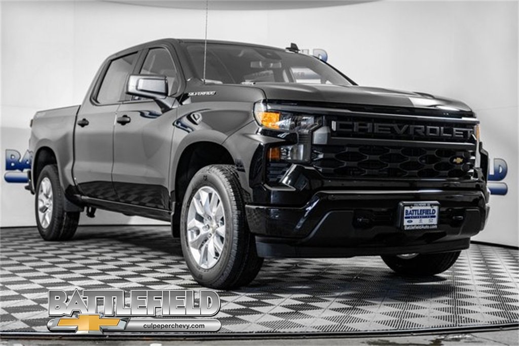 2026 Chevrolet Silverado 1500 Custom's photo