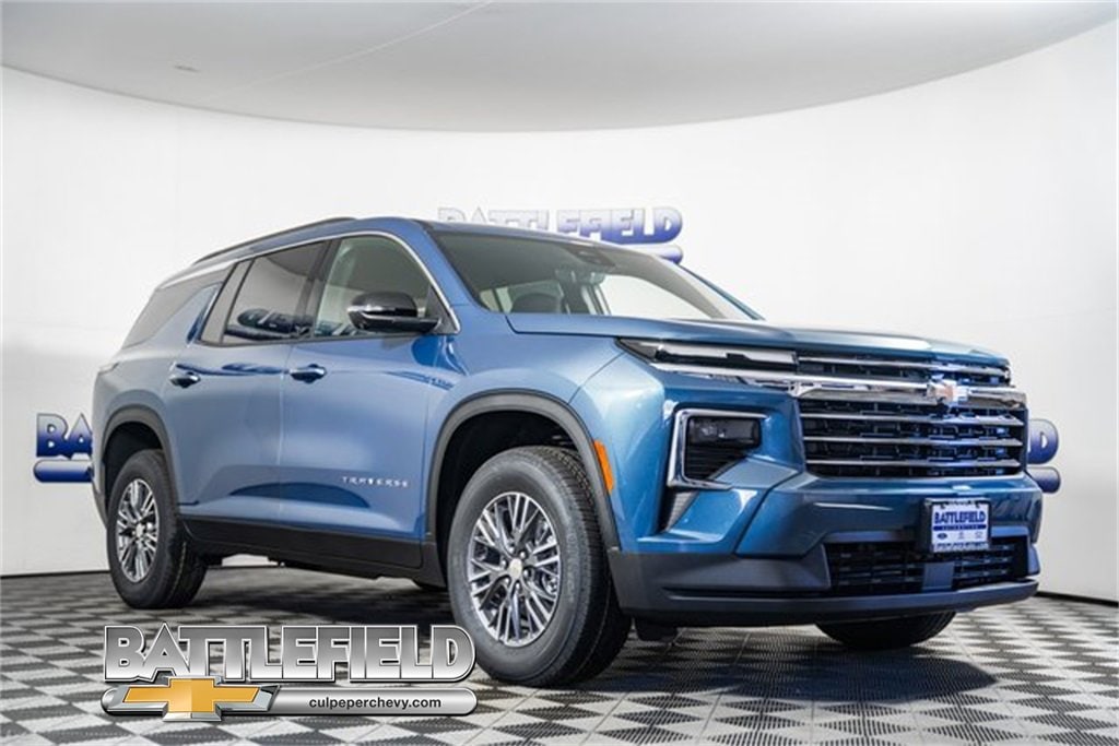 2026 Chevrolet Traverse LT's photo