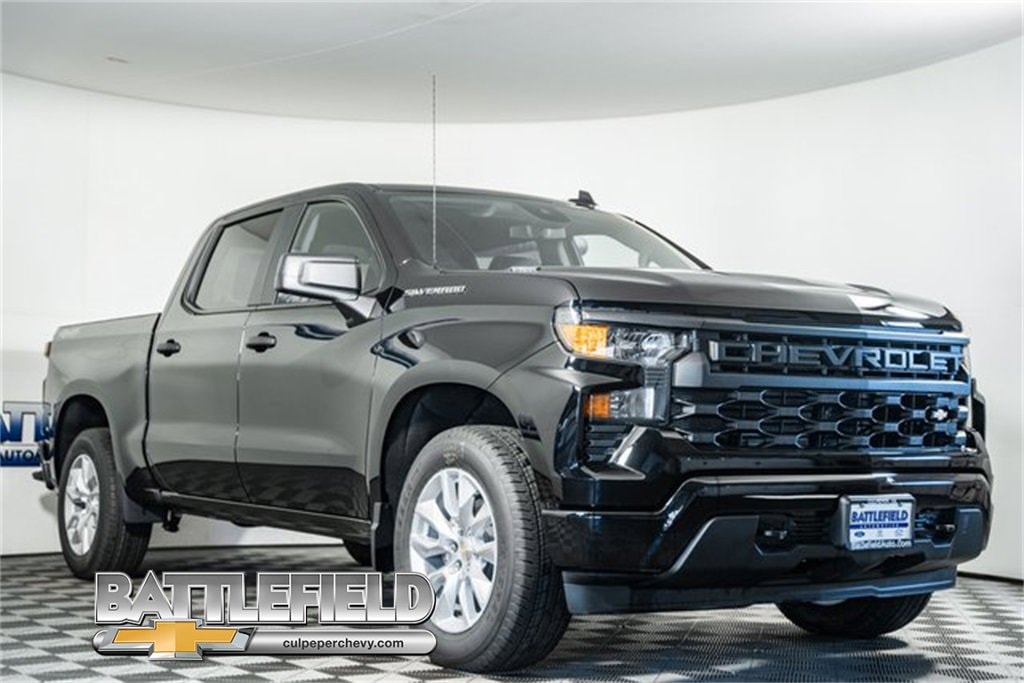 2026 Chevrolet Silverado 1500 Custom's photo