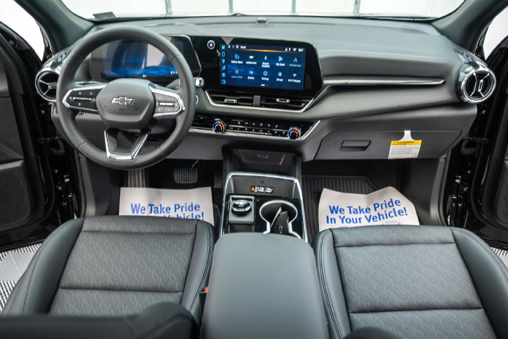 2027 Chevrolet Equinox LT - Photo 23