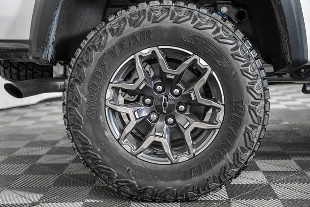 2026 Chevrolet Colorado ZR2 - Photo 20