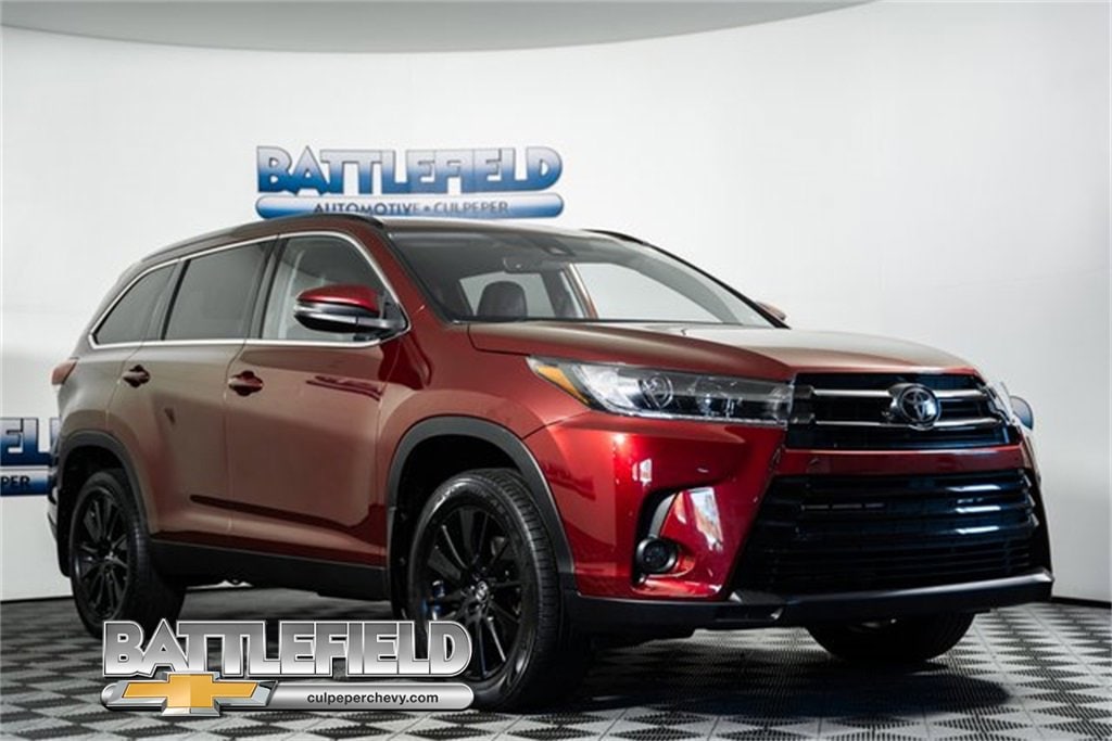 Used 2019 Toyota Highlander SE SUV