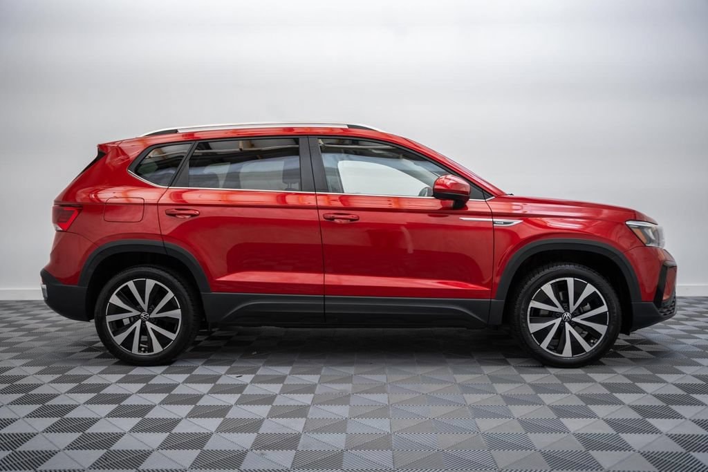 Used 2023 Volkswagen Taos SE SUV
