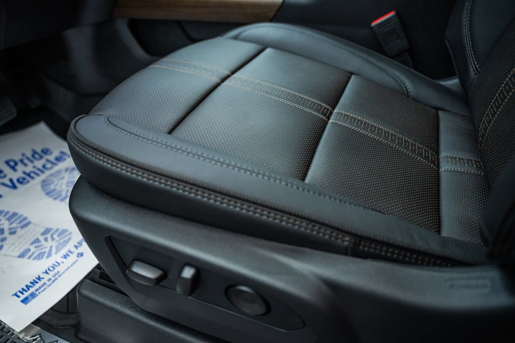 2026 Chevrolet Silverado 1500 High Country - Photo 39
