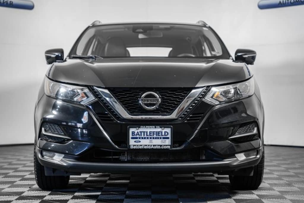 Used 2021 Nissan Rogue Sport SV SUV
