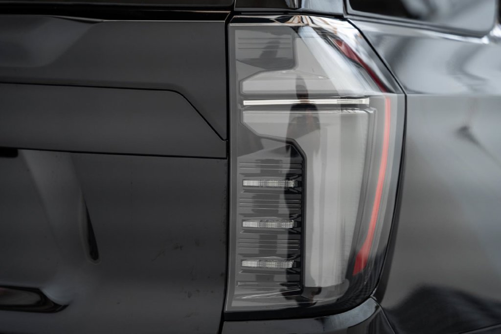 2026 Chevrolet Tahoe High Country - Photo 9