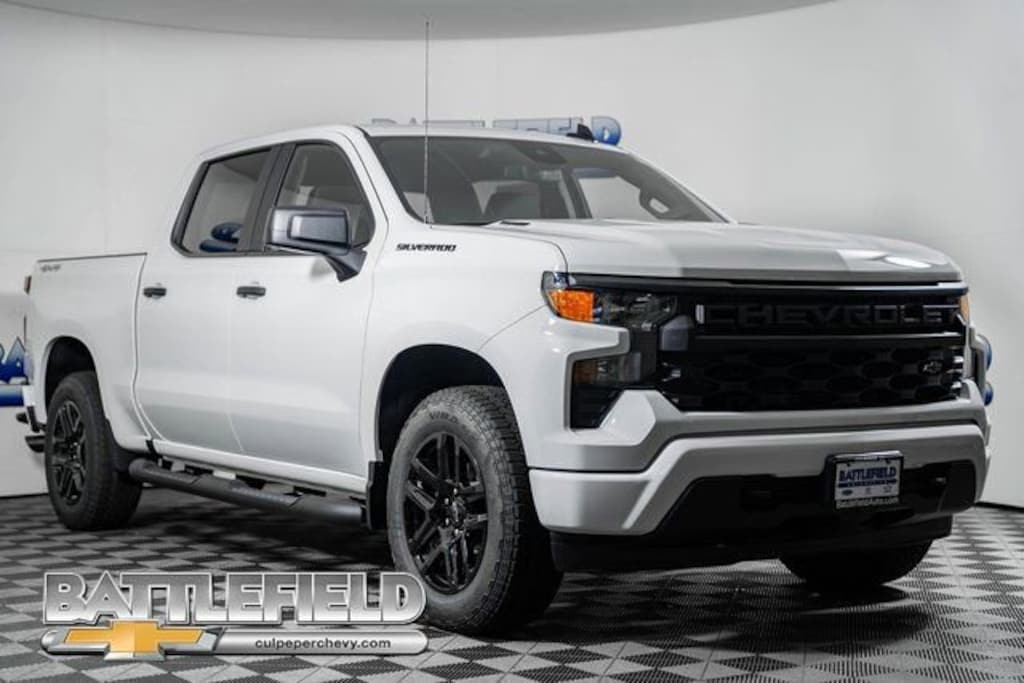 New 2026 Chevrolet Silverado 1500 Custom Truck