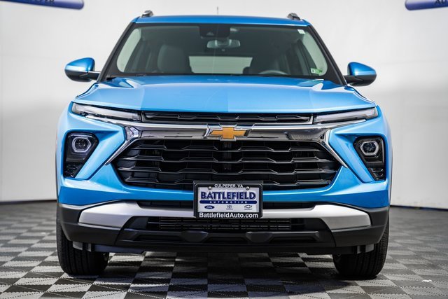 2026 Chevrolet Trailblazer LT photo 2