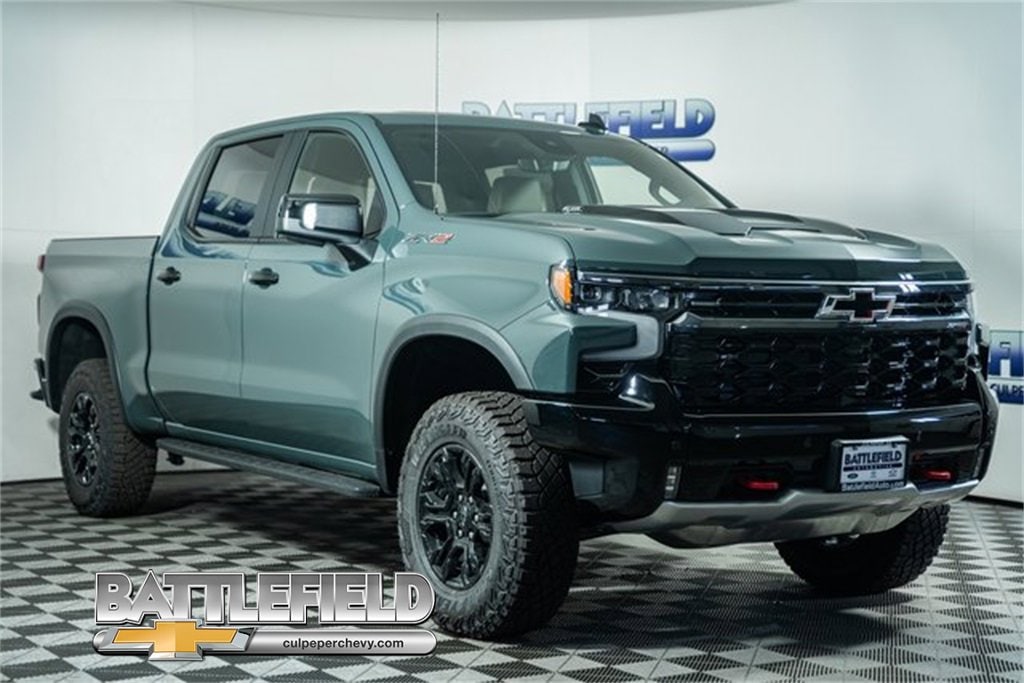 2026 Chevrolet Silverado 1500 ZR2's photo