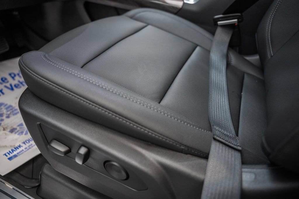 2026 Chevrolet Silverado 1500 LTZ - Photo 38