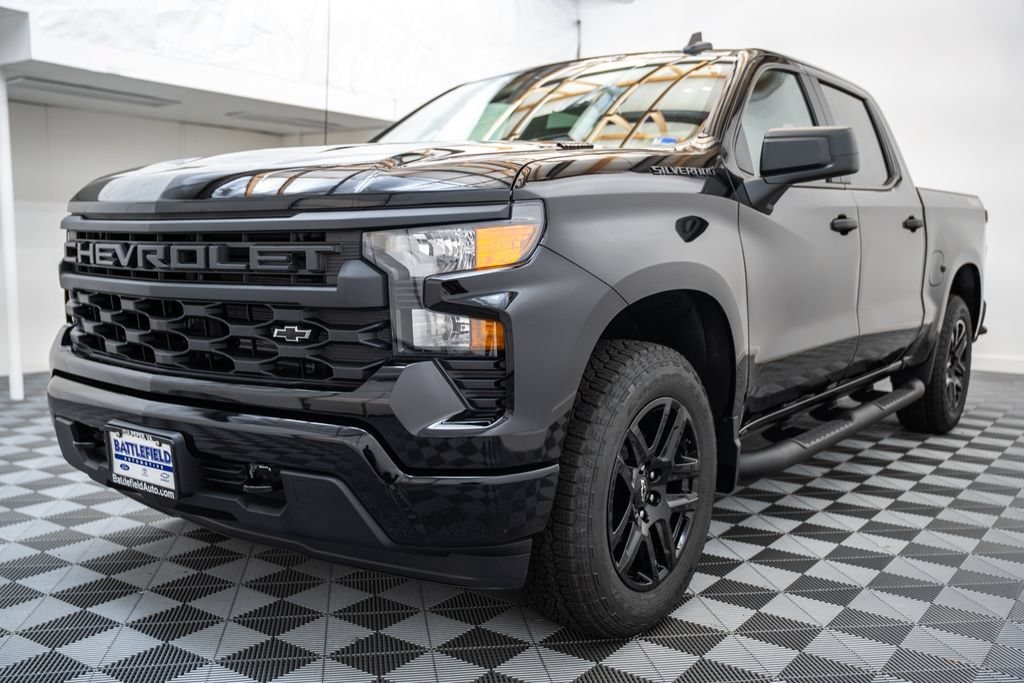 New 2026 Chevrolet Silverado 1500 Custom Truck