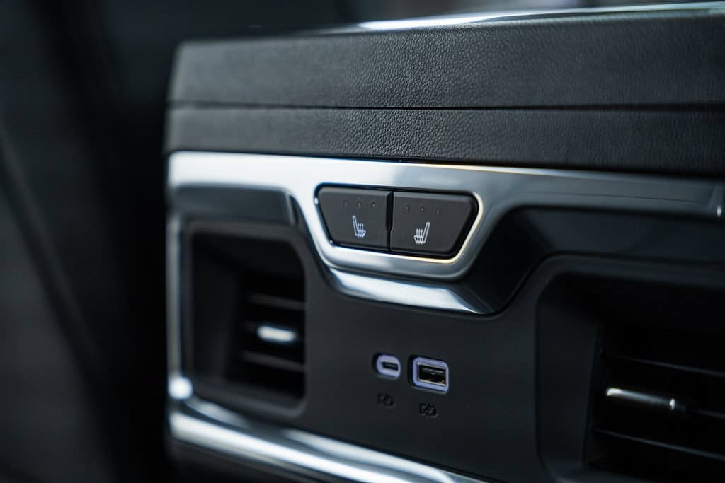 2026 Chevrolet Silverado 1500 High Country - Photo 37