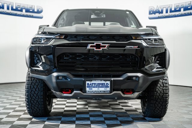 2026 Chevrolet Colorado ZR2 photo 2
