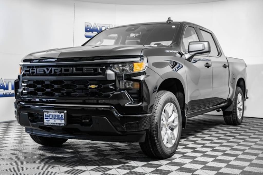 New 2026 Chevrolet Silverado 1500 Custom Truck