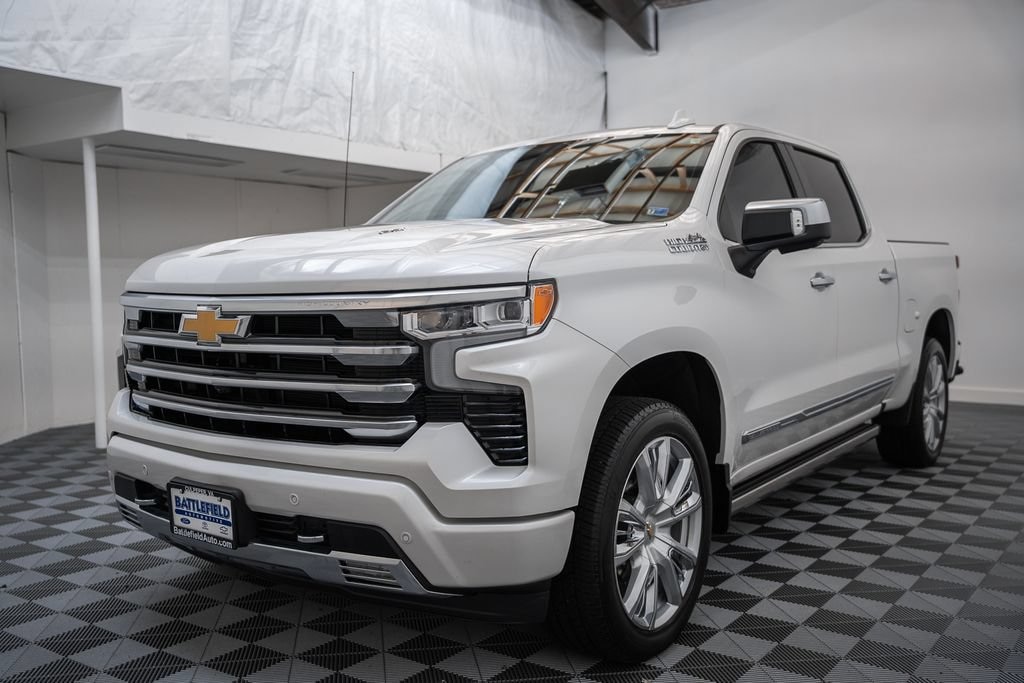 Used 2025 Chevrolet Silverado 1500 High Country Truck Crew Cab
