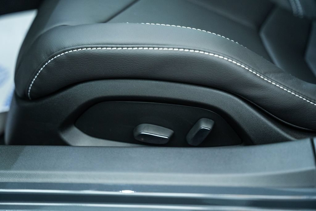 2027 Chevrolet Corvette 1LT - Photo 44