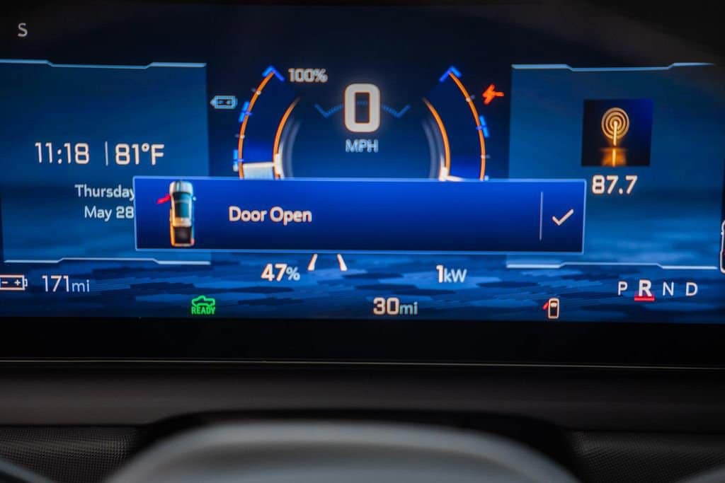 2026 Chevrolet Silverado EV LT - Photo 44